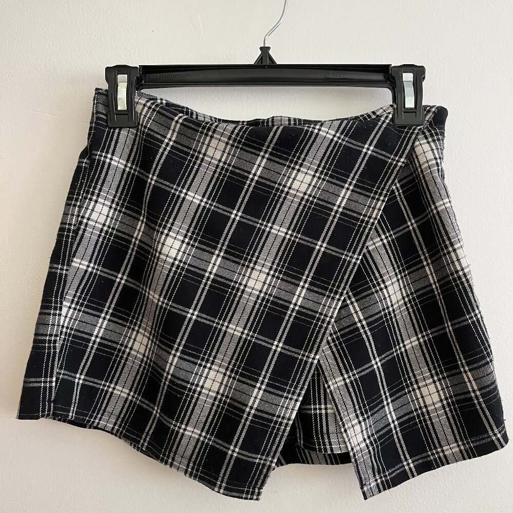 Brandy Melville Plaid Skort